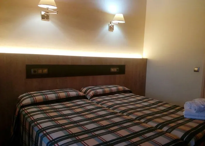 Hotel Mencio - Placa Major